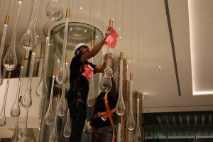 How Cleaning Companies Manage High-Traffic Public Spaces